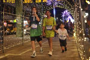 BIB: 3703, 4470, 4094
                            <button type="button" onclick="openModal(26274624)" class="btn btn-primary btn-sm float-right btn-popup" data-toggle="modal" data-target=".modal-high-quality">
                        <i class="fas fa-shopping-cart"></i> Add to Cart
                    </button>
                                            <button type="button" onclick="isThisMe(26274624, true)" class="btn btn-success btn-sm float-right btn-popup btn-isme hidden" data-toggle="tooltip" data-placement="bottom" title="นี่คือรูปของคุณใช่ไหม คลิกที่นี่เพื่อเอาเข้าอัลบั้ม">
                        <i class="fas fa-plus"></i> Add to album
                    </button>
                    <button type="button" onclick="isThisMe(26274624, false)" class="btn btn-warning btn-sm float-right btn-popup btn-isnotme hidden">
                        <i class="fas fa-ban"></i> Remove from album
                    </button>